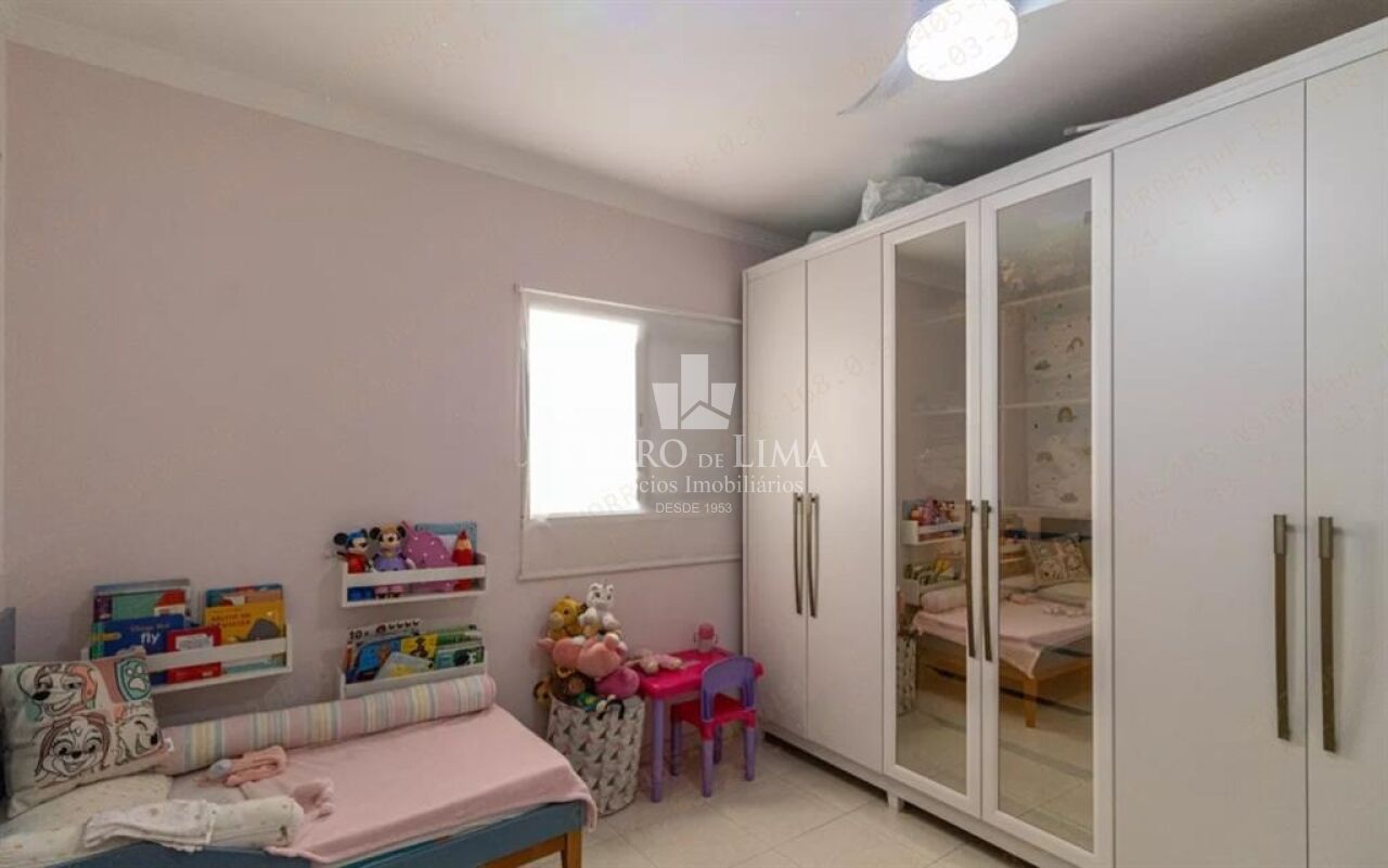 Sobrado em Condomínio na Penha com 3 suítes, duas vagas e 180m² 