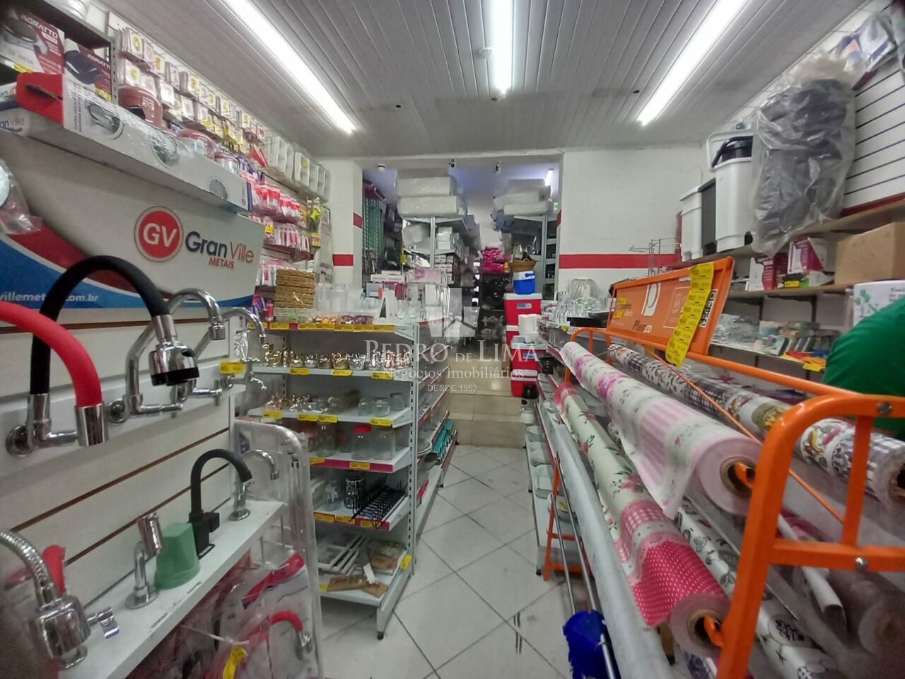 imagem do imovel Prédio comercial na Rua Itinguçu rua principal na Vila Ré ref: PE44780