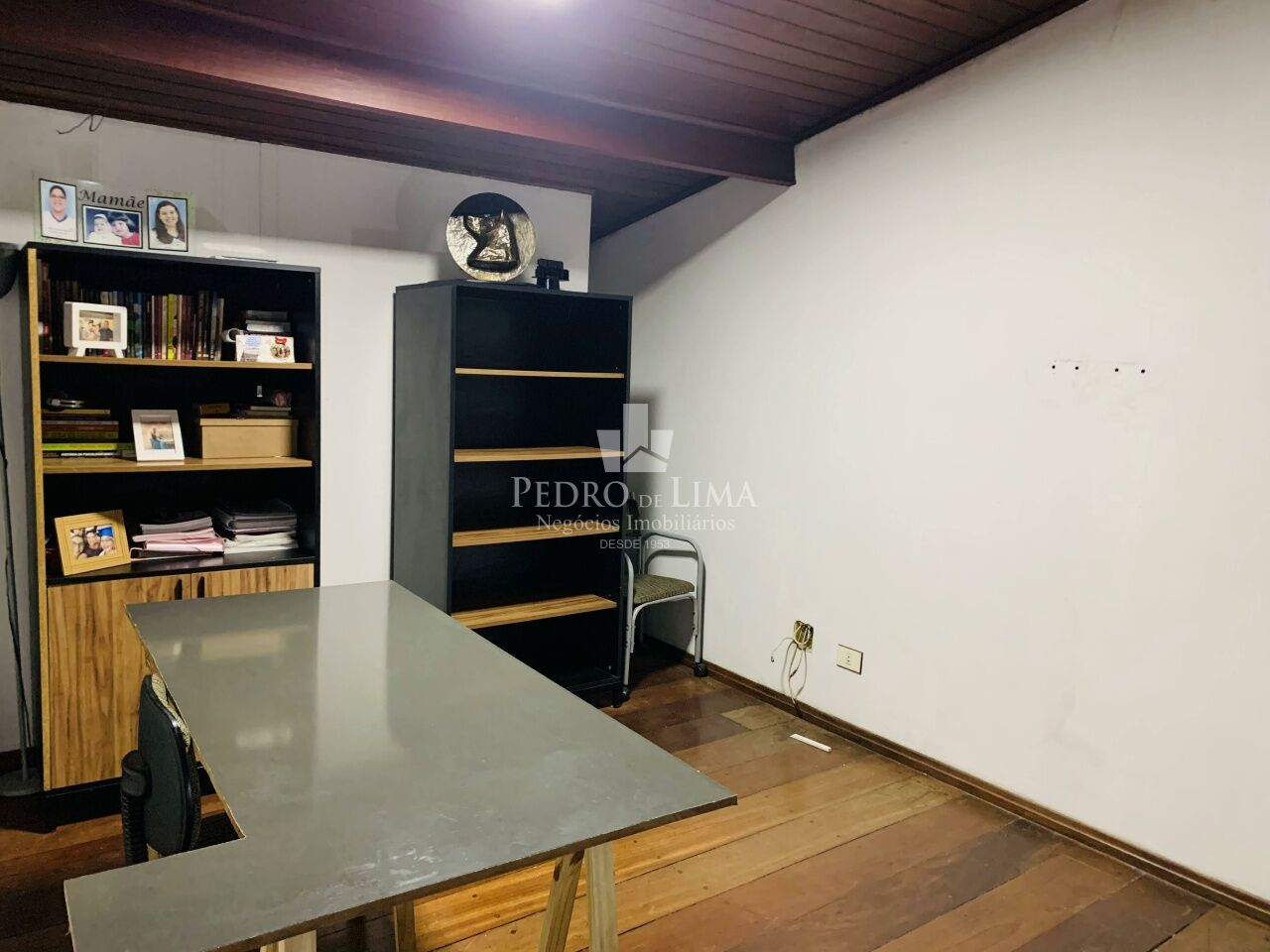 Casa à venda, 4 vagas, 2 suítes com sacada, edícula com suíte estuda permuta - Penha
