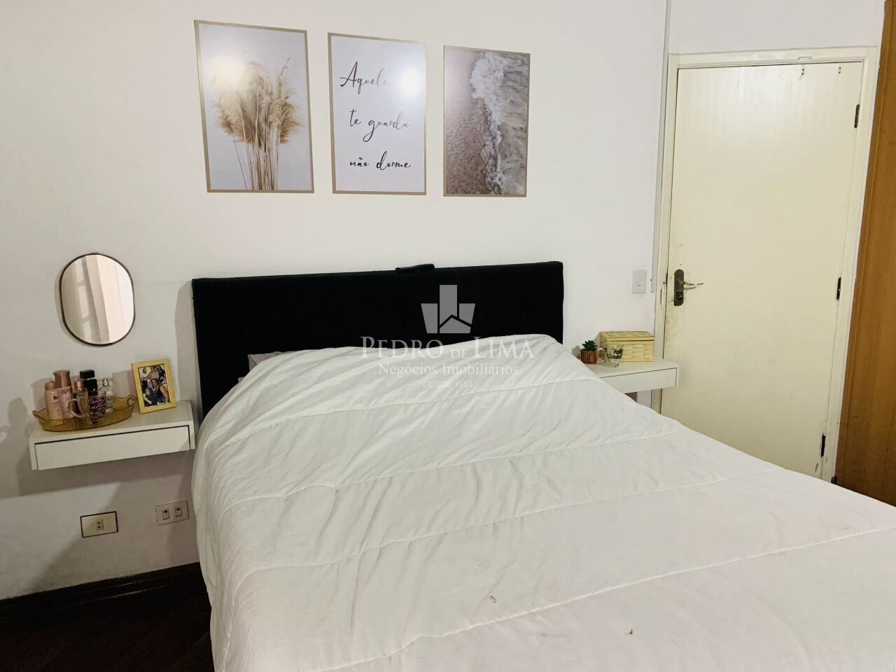 Casa à venda, 4 vagas, 2 suítes com sacada, edícula com suíte estuda permuta - Penha