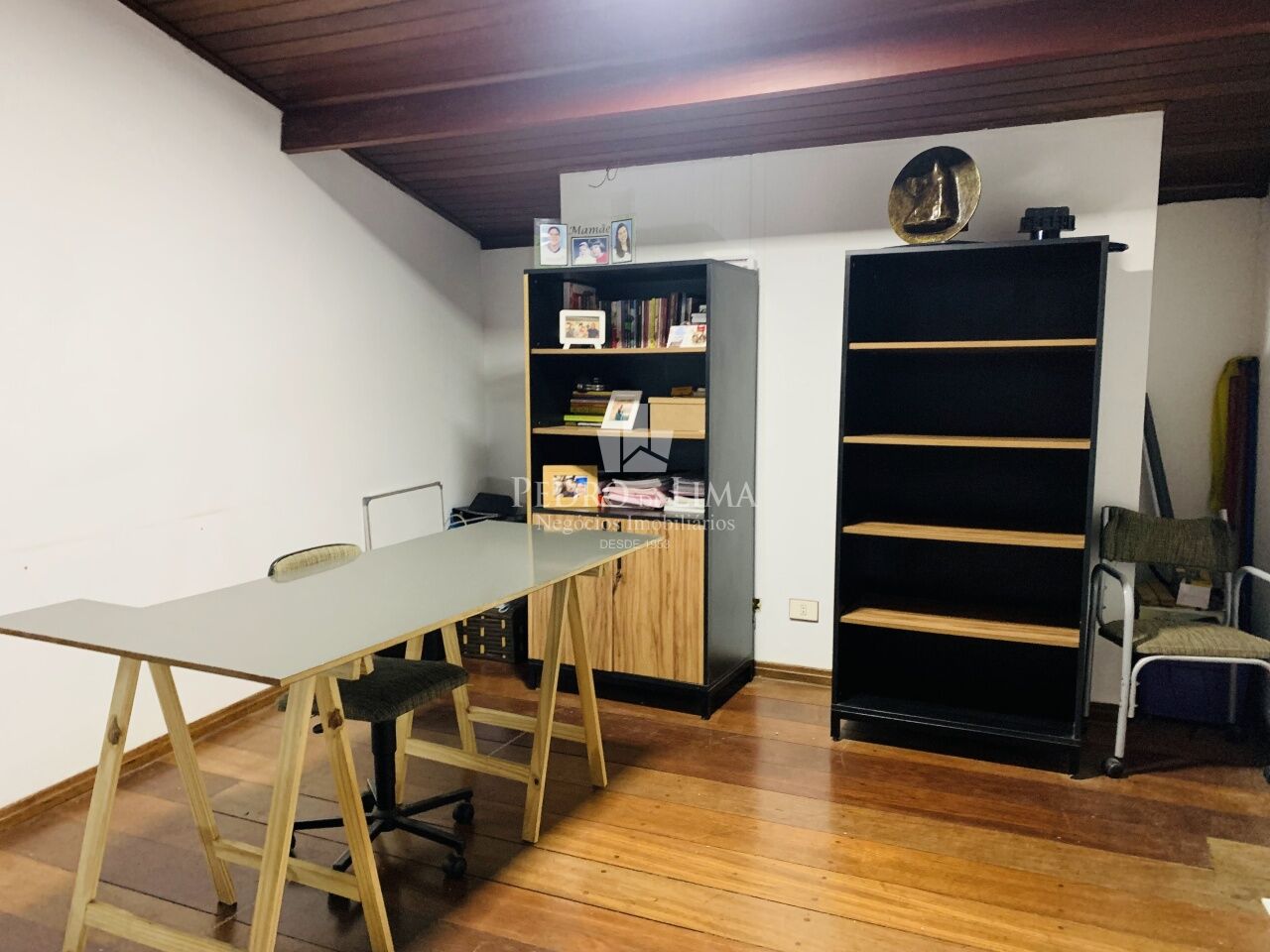 Casa à venda, 4 vagas, 2 suítes com sacada, edícula com suíte estuda permuta - Penha