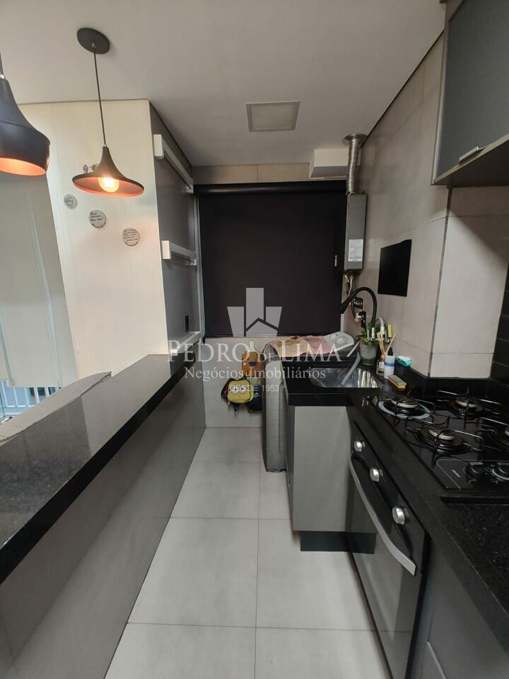 Apartamento dois dormitórios e uma vaga na Penha