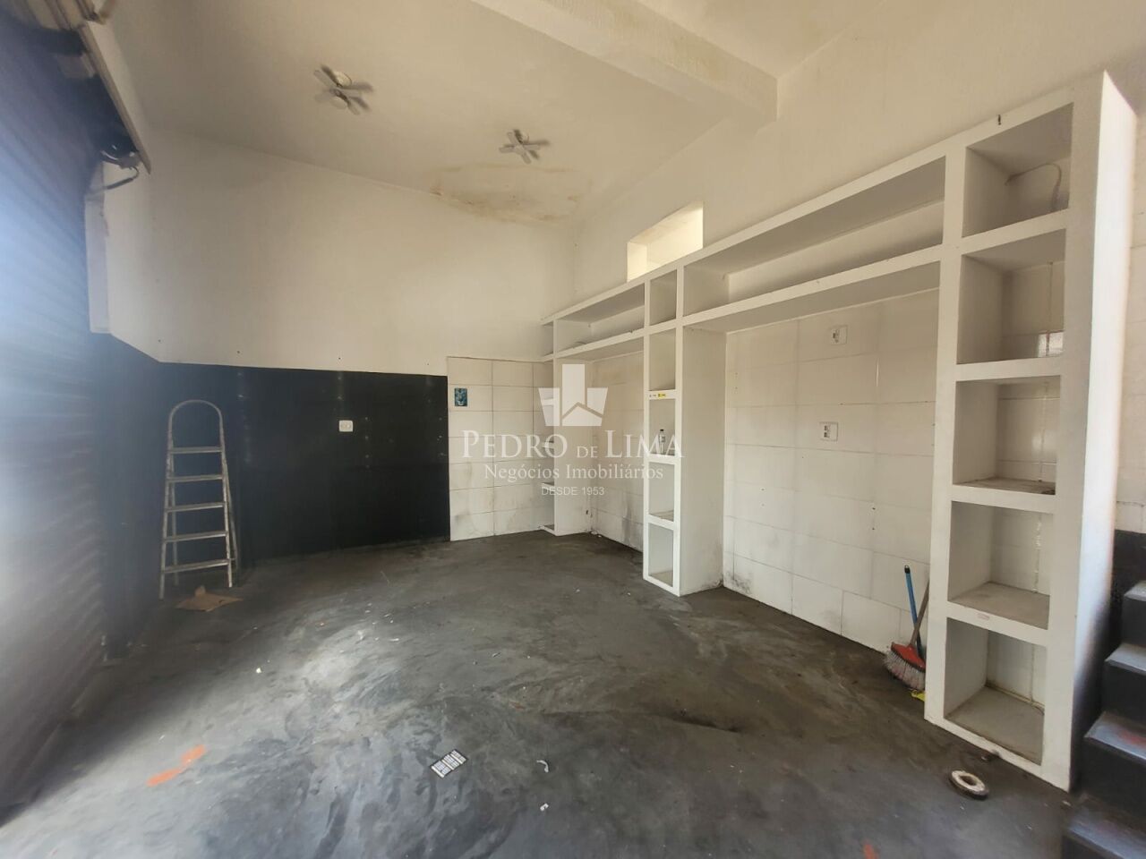 imagem do imovel Salão 74m² na Vila Santana    ref: PE44809