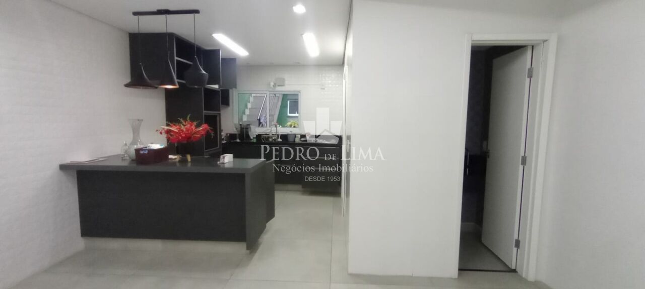 Sobrado frontal na Anália Franco