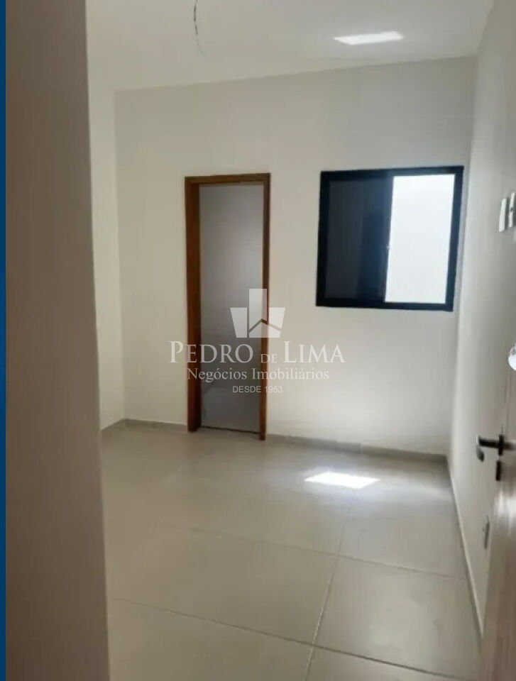 Sobrado Frontal 77m², 2 dormitórios e 1 vaga de garagem na Cidade Nitro Operária