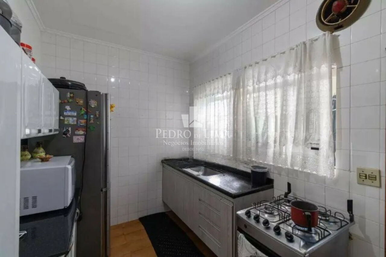 Sobrado frontal, região nobre da Penha 