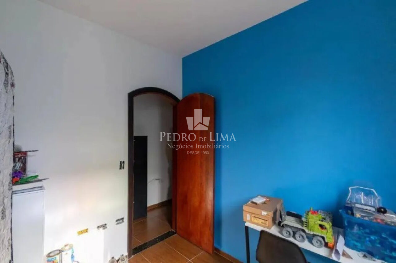 Sobrado frontal, região nobre da Penha 