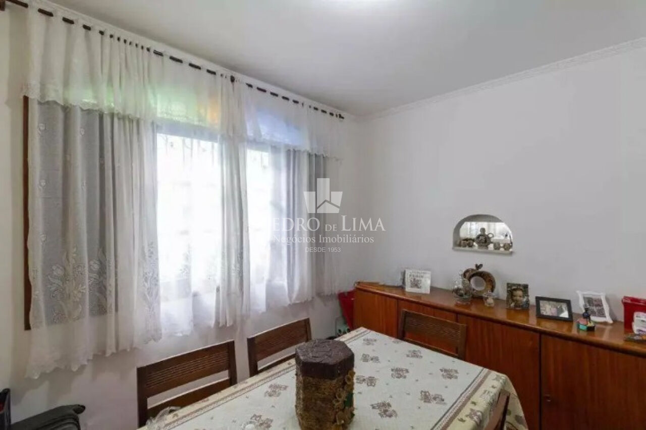 Sobrado frontal, região nobre da Penha 