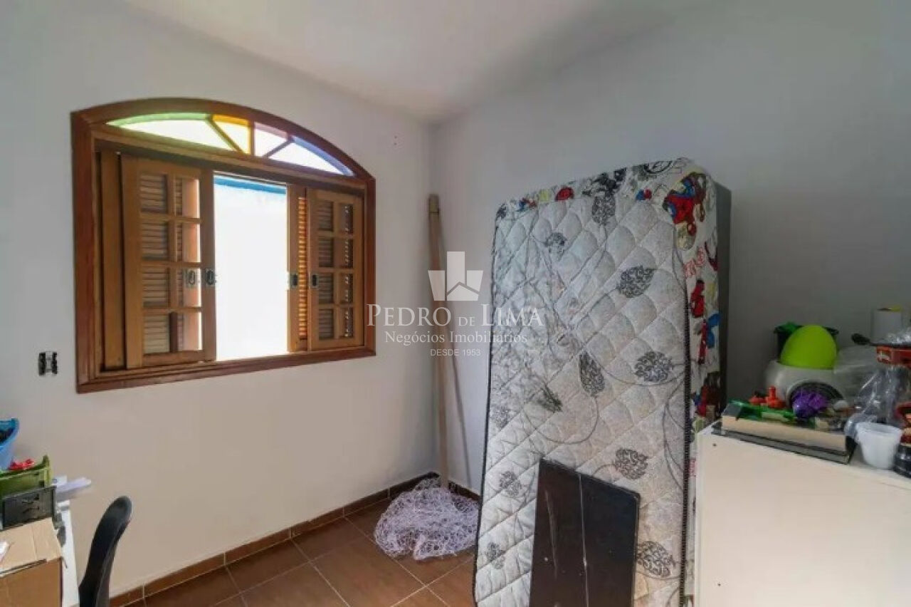 Sobrado frontal, região nobre da Penha 