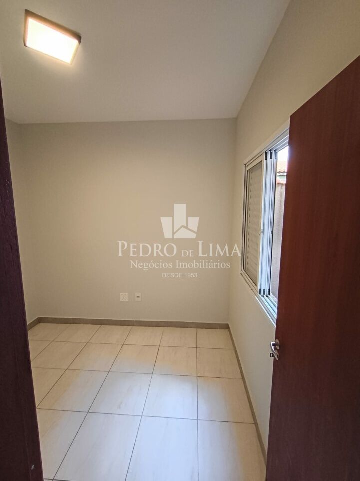 Sobrado em condomínio com 2 dormitórios, 1 vaga e 52 m² na Vila Jacui