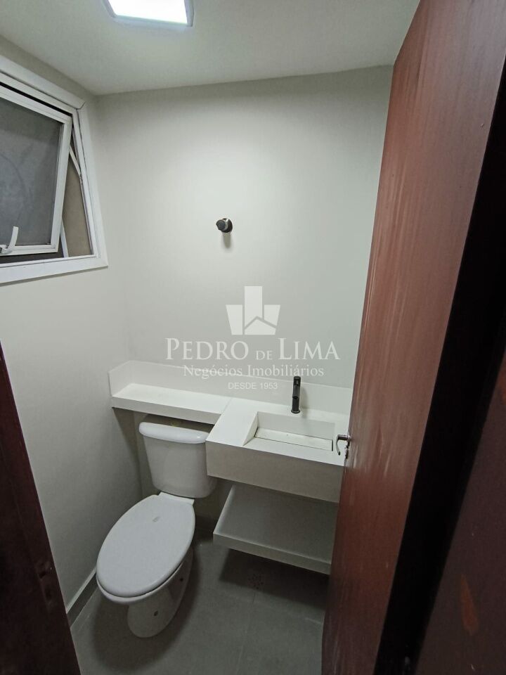 Sobrado em condomínio com 2 dormitórios, 1 vaga e 52 m² na Vila Jacui