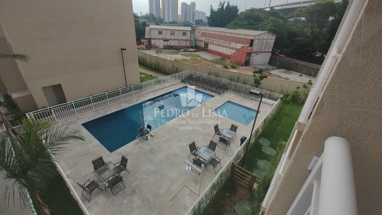 Apartamento na Penha, com 27 m², um quarto, lazer completo. 