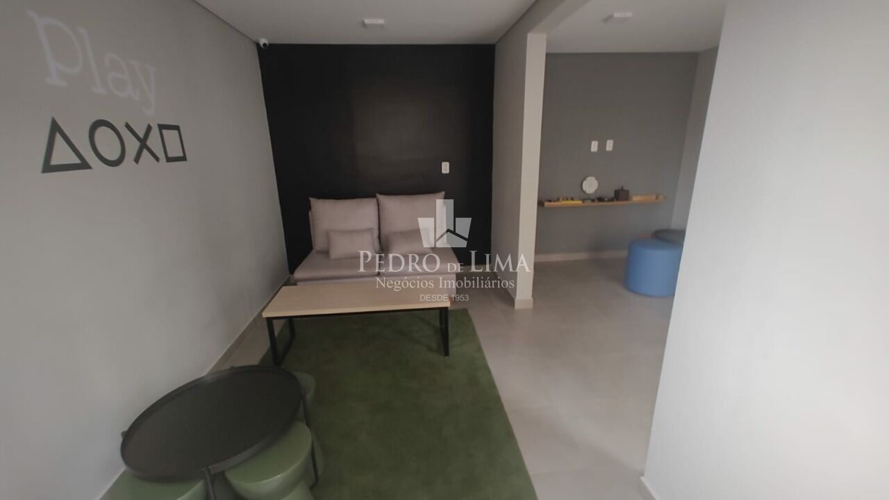 Apartamento na Penha, com 27 m², um quarto, lazer completo. 