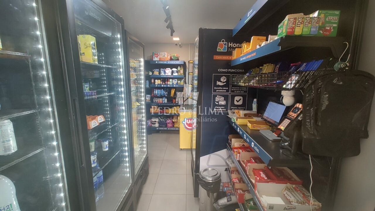 Apartamento na Penha, com 27 m², um quarto, lazer completo. 