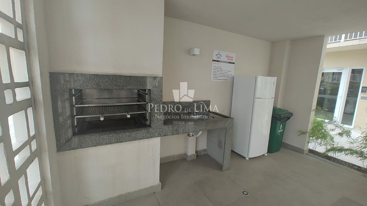 Apartamento na Penha, com 27 m², um quarto, lazer completo. 