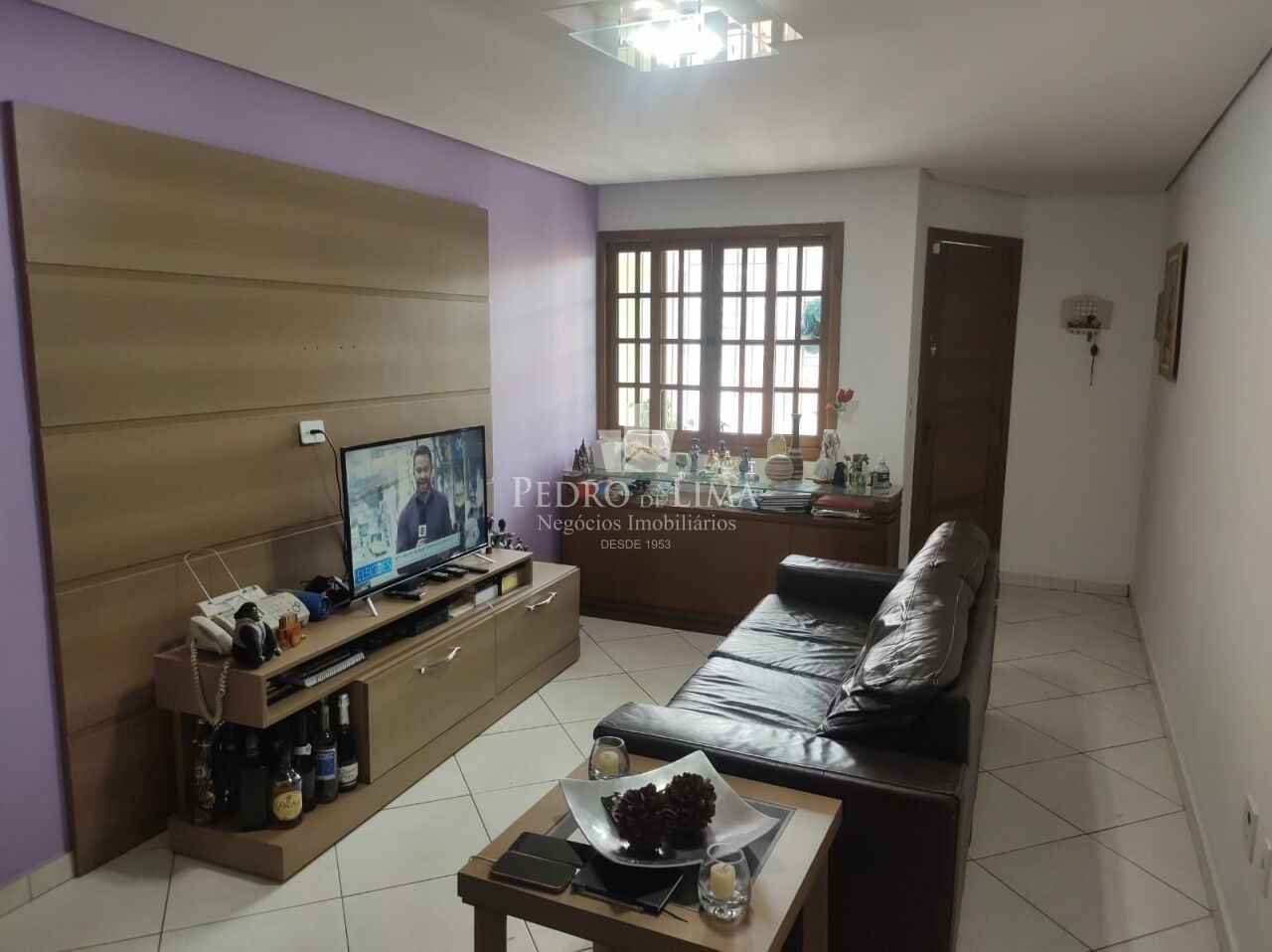 imagem do imovel Sobrado com 3 dormitórios sendo 1 suíte e 2 vagas de garagem na Cidade Lider ref: PE44860