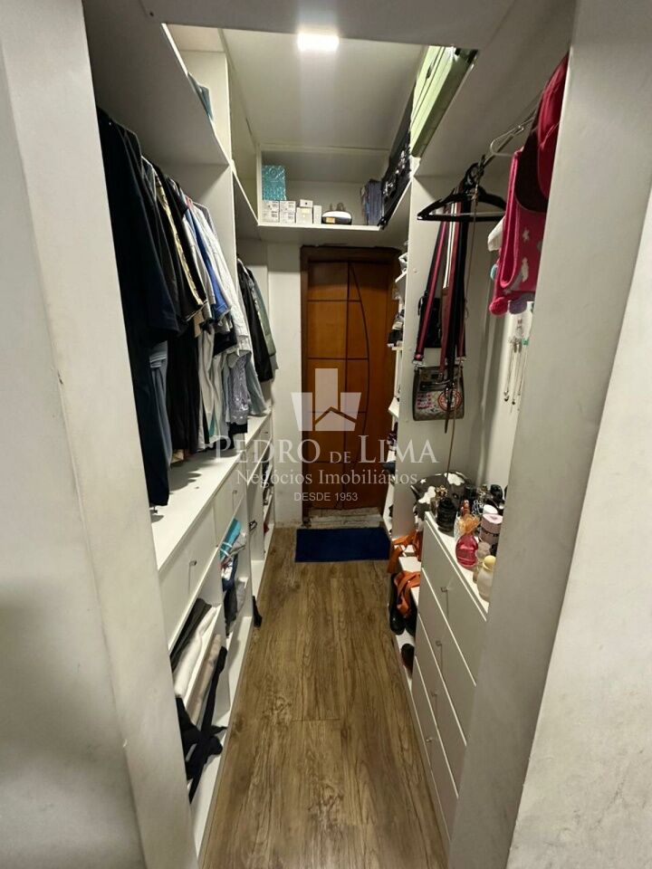 Sobrado frontal com 3 dormitórios sendo 1 suíte, ambientes com ar condicionado na  Vila Matilde