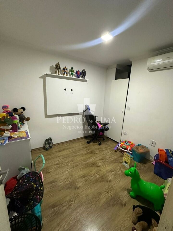 Sobrado frontal com 3 dormitórios sendo 1 suíte, ambientes com ar condicionado na  Vila Matilde
