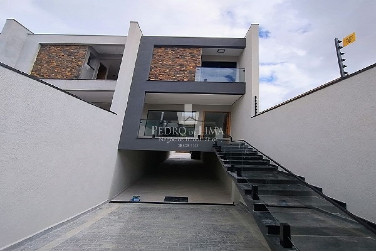 Sobrado novo de alto padrão na Penha