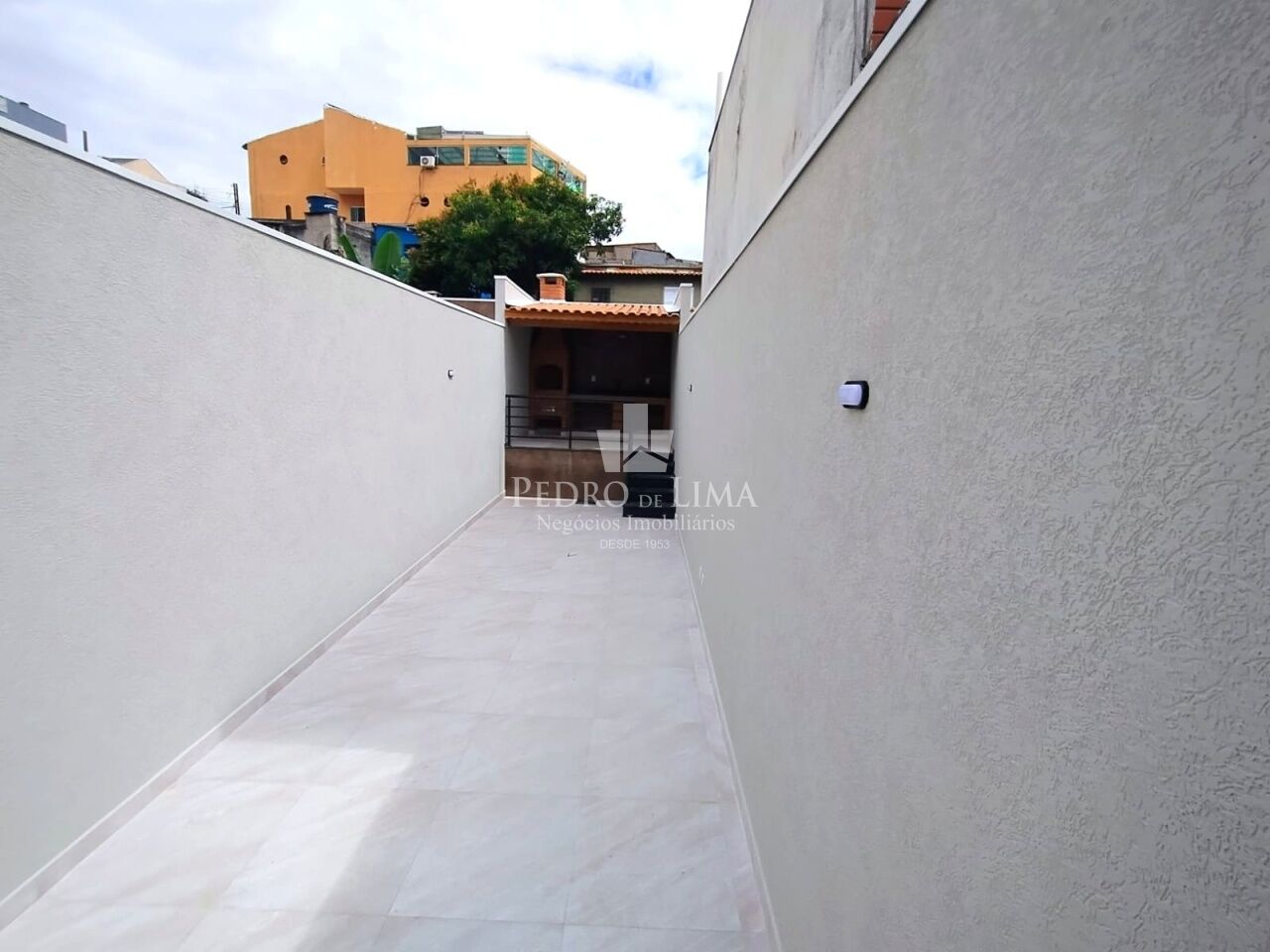 Sobrado novo de alto padrão na Penha
