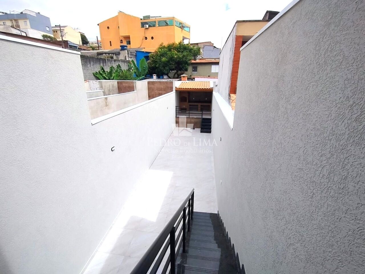 Sobrado novo de alto padrão na Penha