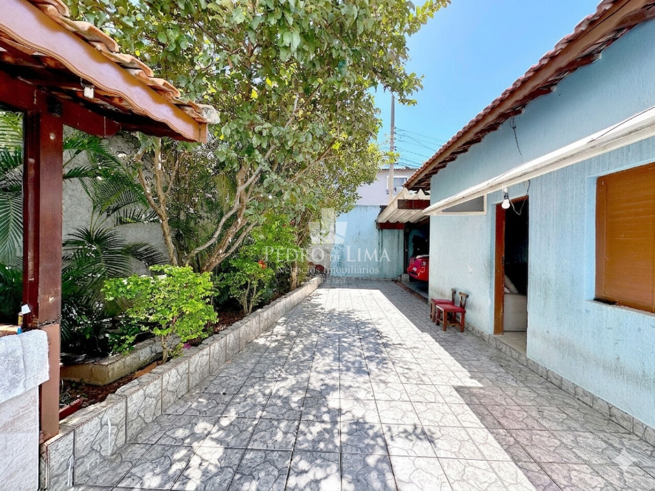 Casa térrea à venda, 3 quartos, 6 vagas, quintal, escritório e 180 m² no Cangaíba 