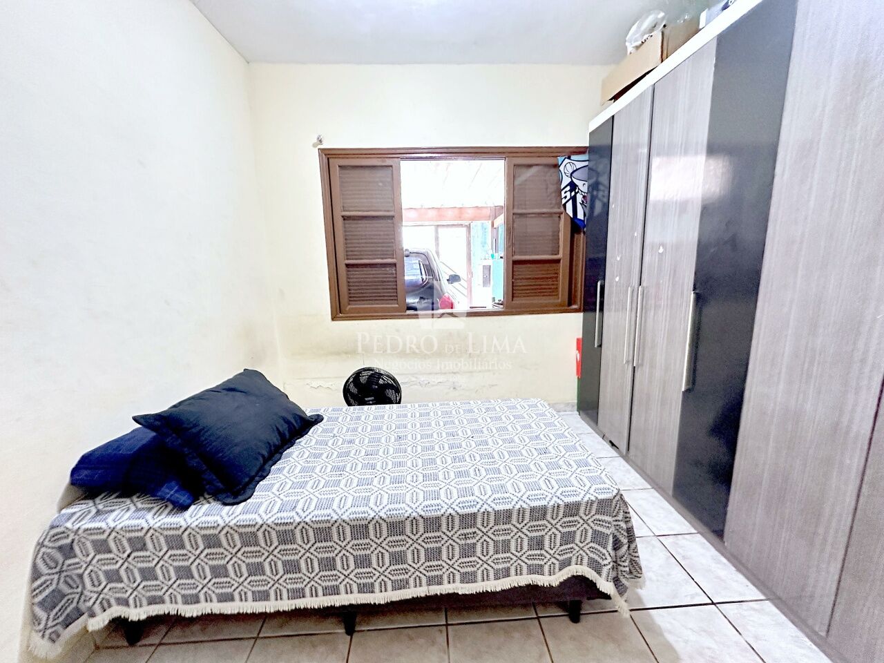 Casa térrea à venda, 3 quartos, 6 vagas, quintal, escritório e 180 m² no Cangaíba 