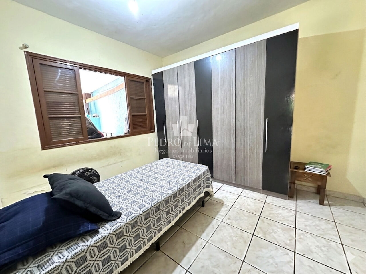 Casa térrea à venda, 3 quartos, 6 vagas, quintal, escritório e 180 m² no Cangaíba 