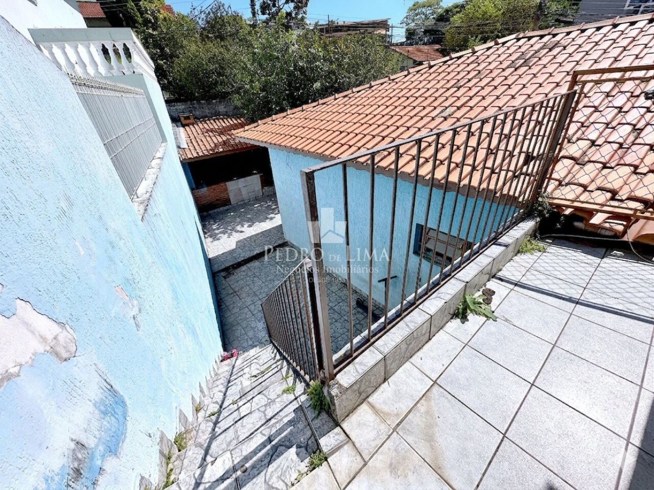 Casa térrea à venda, 3 quartos, 6 vagas, quintal, escritório e 180 m² no Cangaíba 