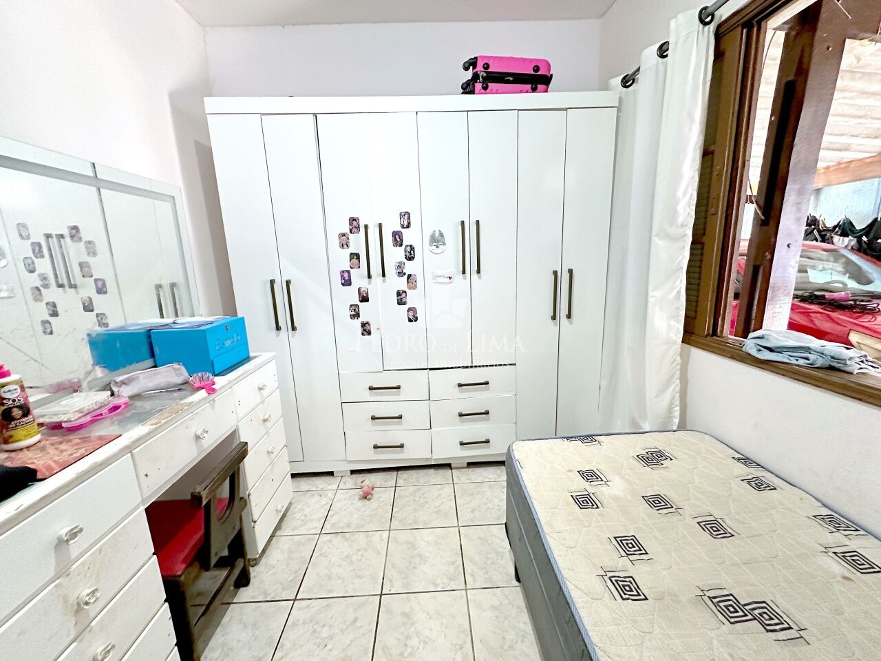 Casa térrea à venda, 3 quartos, 6 vagas, quintal, escritório e 180 m² no Cangaíba 