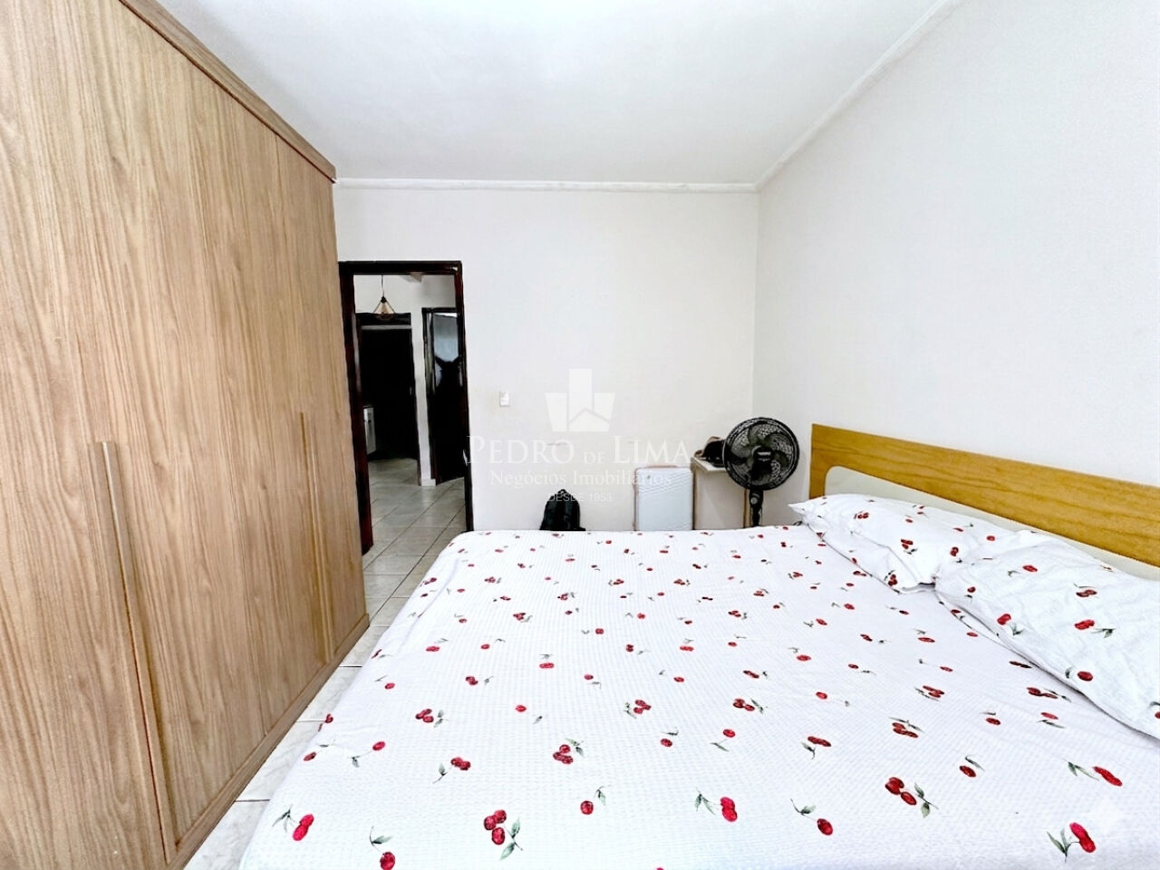 Casa térrea à venda, 3 quartos, 6 vagas, quintal, escritório e 180 m² no Cangaíba 