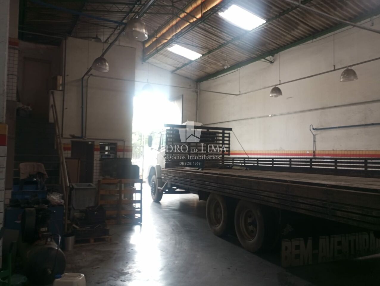 Galpão Industrial para Locação 900 m² Parque Novo Mundo