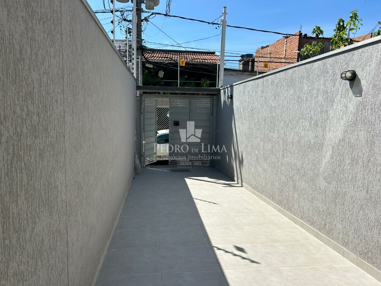 Sobrado frontal  pronto  para  morar na Penha