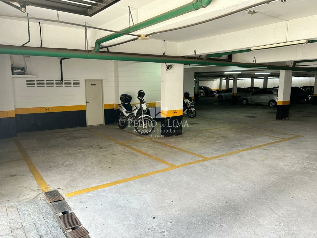 Apartamento na Vila Ré com 2 Dormitórios sendo uma suíte e 2 vagas