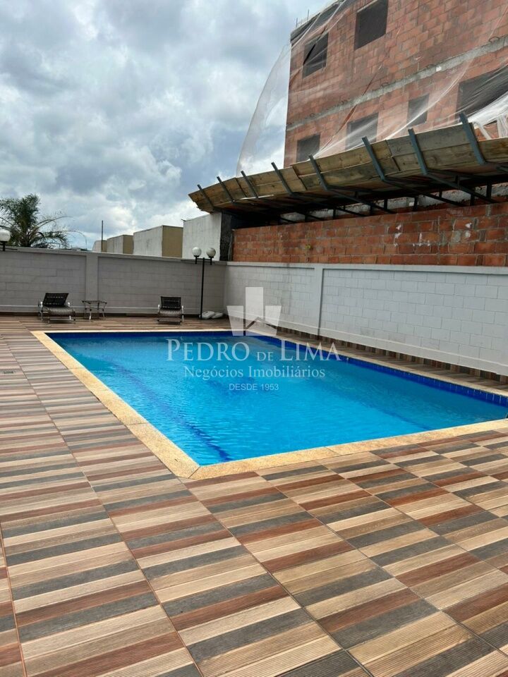 Apartamento na Vila Ré com 2 Dormitórios sendo uma suíte e 2 vagas