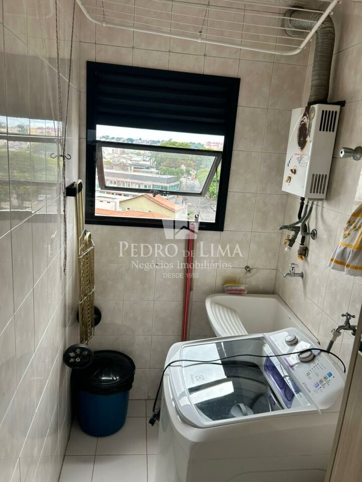 Apartamento na Vila Ré com 2 Dormitórios sendo uma suíte e 2 vagas