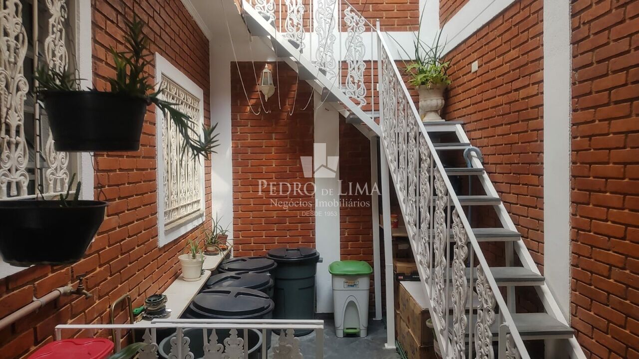 Casa Assobradada 99m² de área construida 2 dormitorios e 2 vagas muito bem conservada na Penha