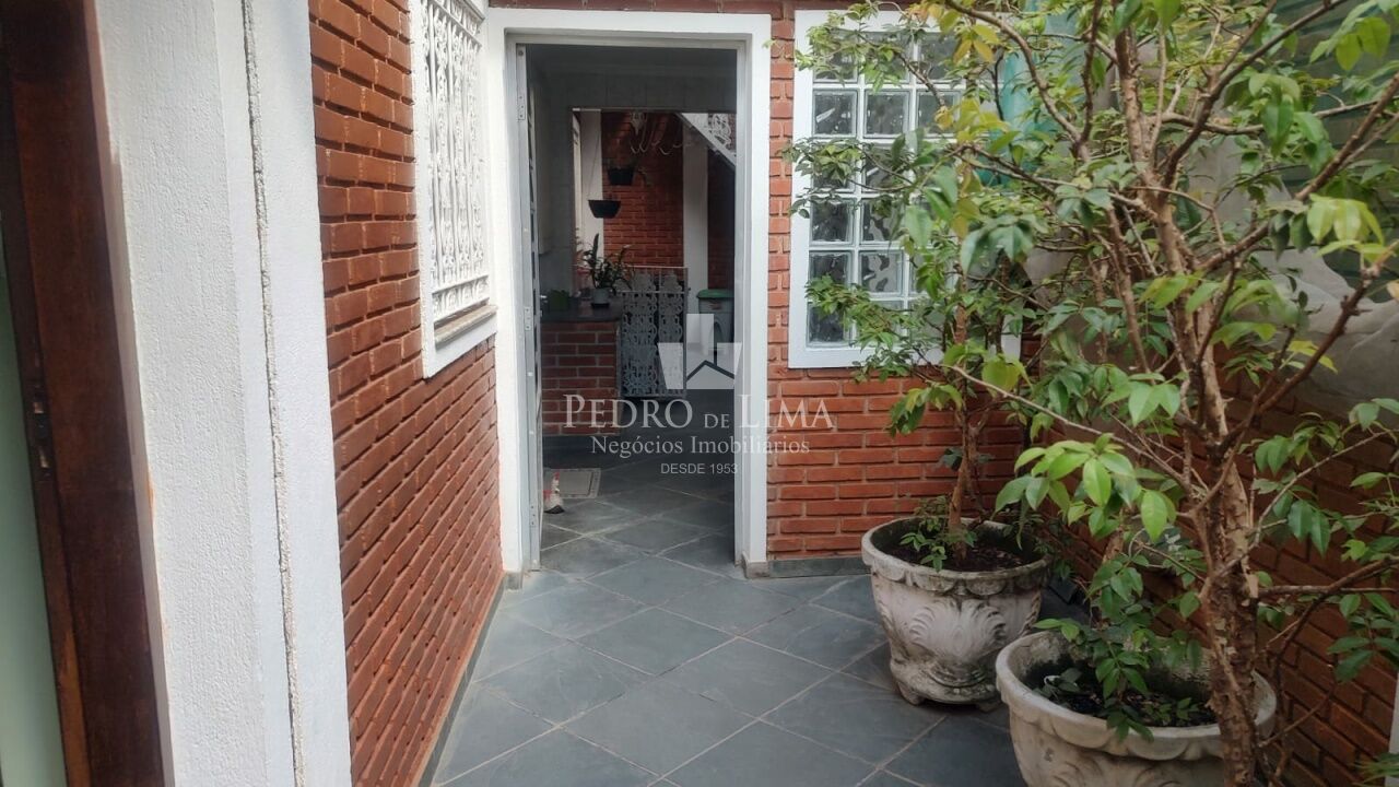 Casa Assobradada 99m² de área construida 2 dormitorios e 2 vagas muito bem conservada na Penha