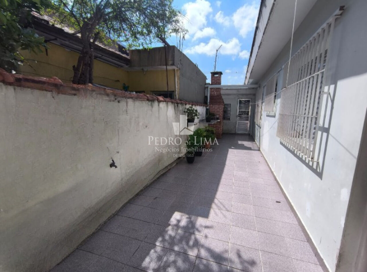 Casa Térrea 2 Quartos, 2 vagas e Edícula na Penha
