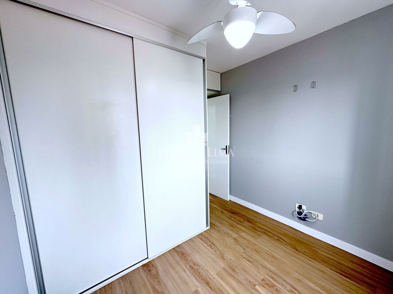Apartamento, 2 dormitórios, 10 minutos a pé do metrô - Bairro Vila Esperança - Penha