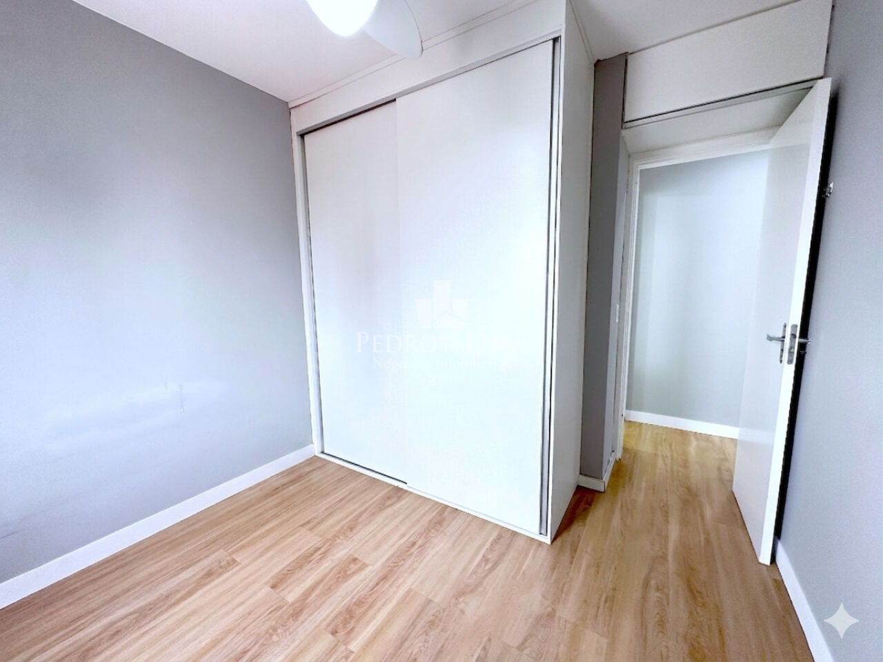 Apartamento, 2 dormitórios, 10 minutos a pé do metrô - Bairro Vila Esperança - Penha