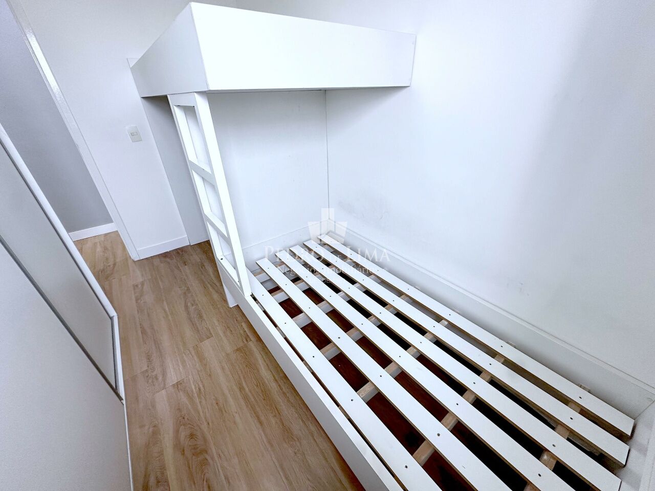 Apartamento, 2 dormitórios, 10 minutos a pé do metrô - Bairro Vila Esperança - Penha