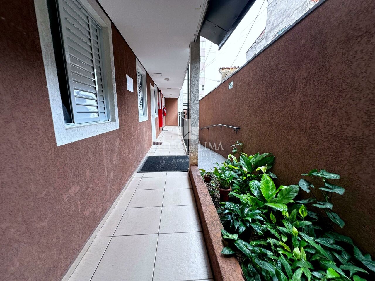 Apartamento, 2 dormitórios, 10 minutos a pé do metrô - Bairro Vila Esperança - Penha