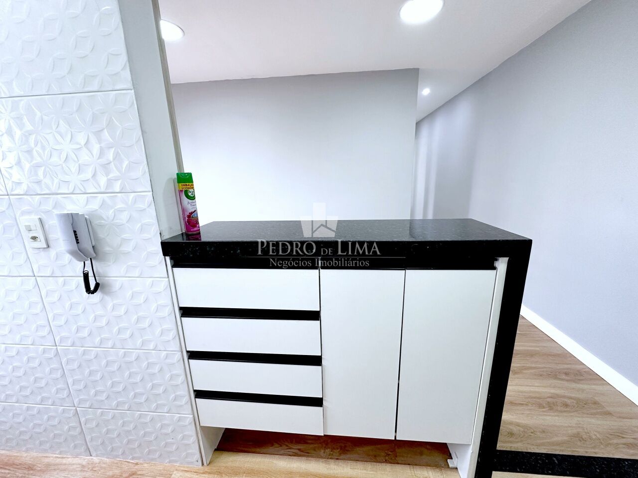 Apartamento, 2 dormitórios, 10 minutos a pé do metrô - Bairro Vila Esperança - Penha