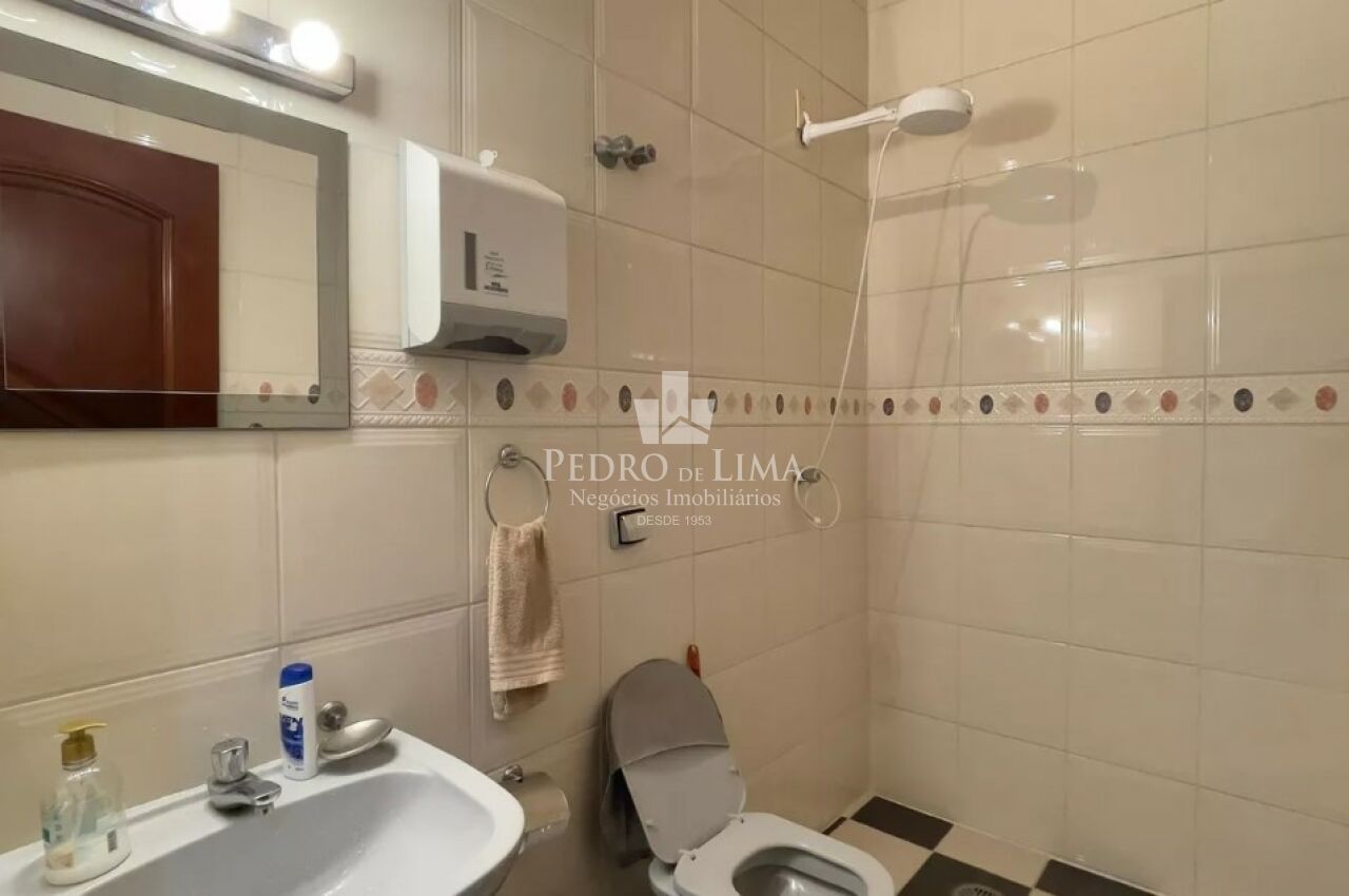 Sobrado frontal à venda, 3 dormitórios, 2 salas, 1 vaga e 112 m²  na Penha