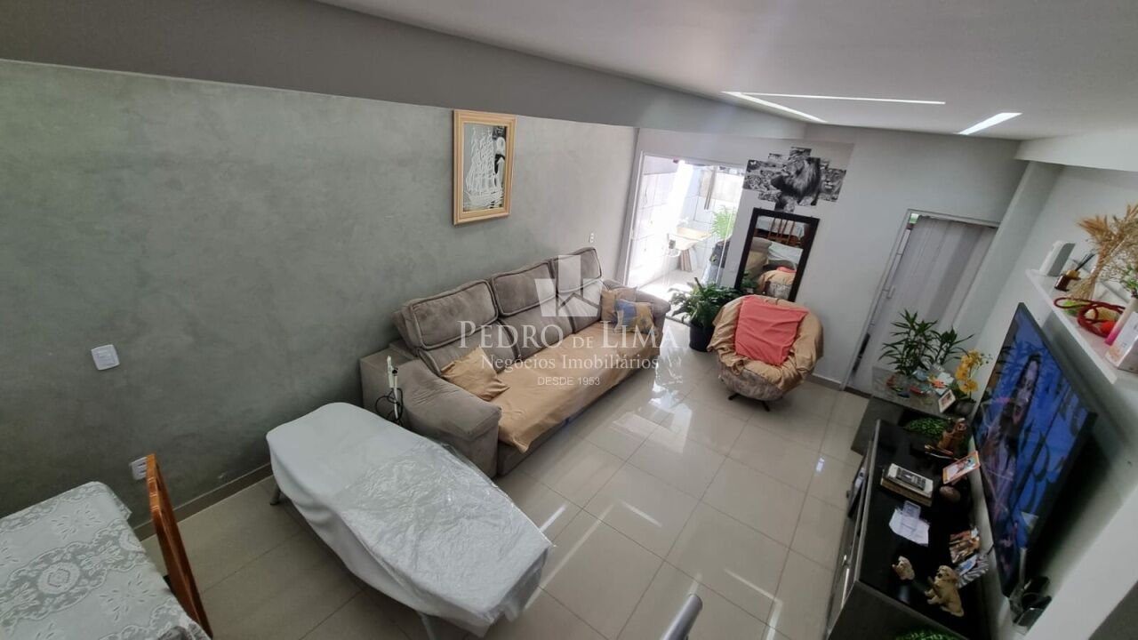 imagem do imovel Sobrado Frontal em Vila com 3 Dormitórios sem vaga na Penha ref: PE44904