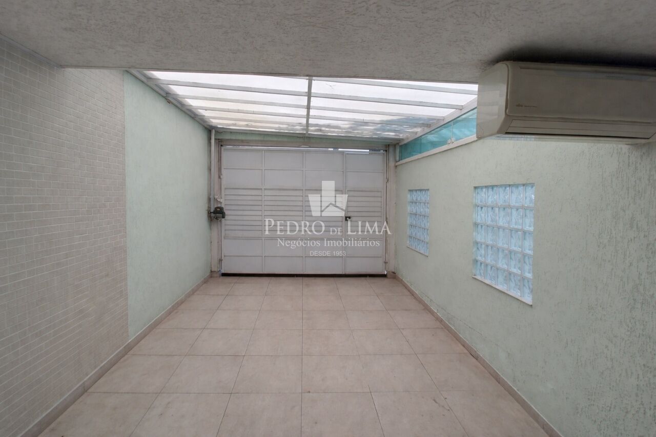 Sobrado (residencial ou comercial) 3 quartos, 1 suite e 3 vagas, com 145 m² na Penha 