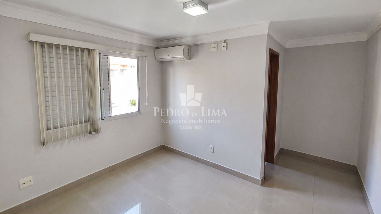 Sobrado (residencial ou comercial) 3 quartos, 1 suite e 3 vagas, com 145 m² na Penha 