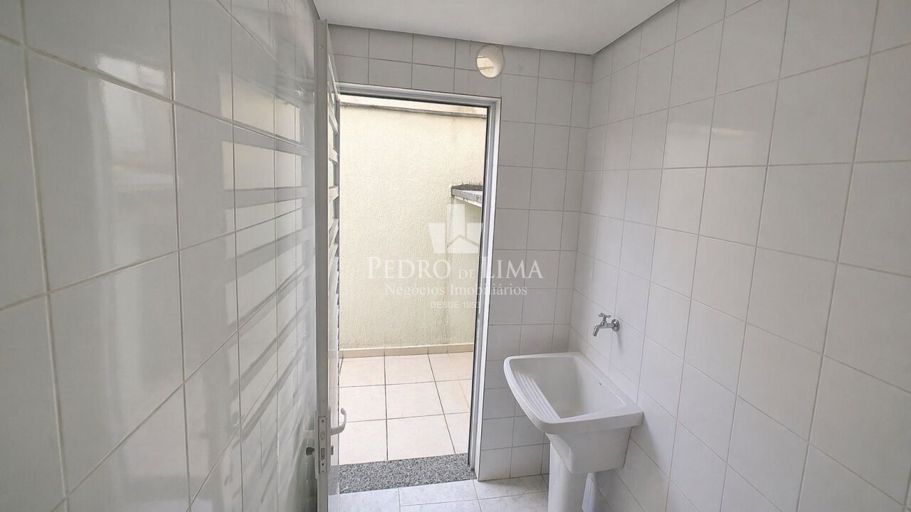Sobrado (residencial ou comercial) 3 quartos, 1 suite e 3 vagas, com 145 m² na Penha 