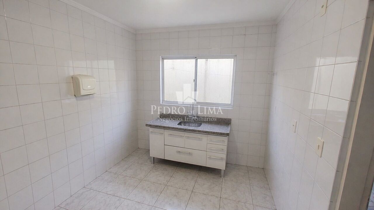 Sobrado (residencial ou comercial) 3 quartos, 1 suite e 3 vagas, com 145 m² na Penha 